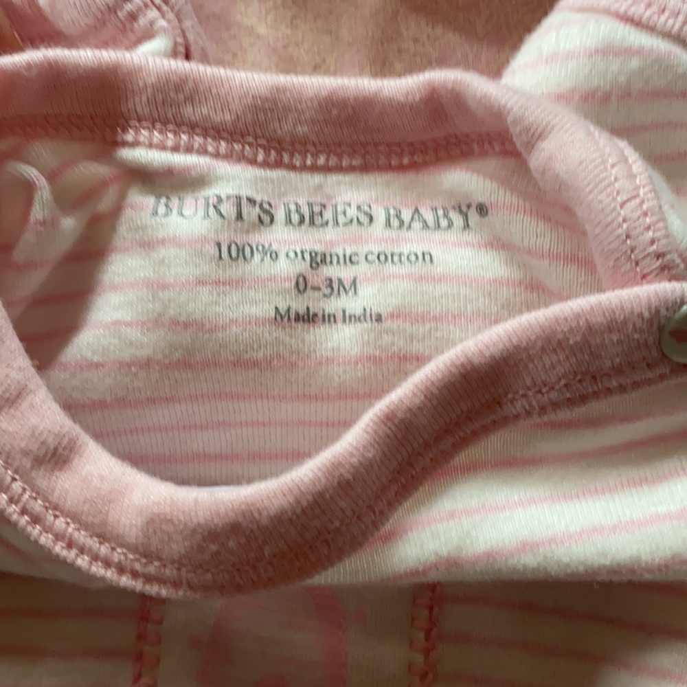 Burt’s Bees Infant Rompers - Picture 5 of 5